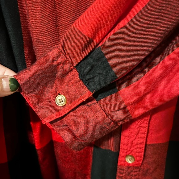 Old Navy black/red plaid button up dress. Size M - Picture 4 of 7